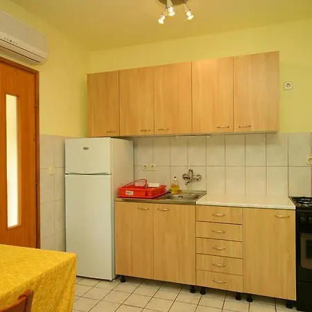 Povile 2398b * Novi Vinodolski