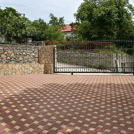 Povile 2398b Novi Vinodolski